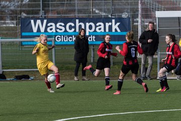 Bild 29 - B-Juniorinnen SG Weststeinburg/Bei - SV Fisia 03 : Ergebnis: 1:2